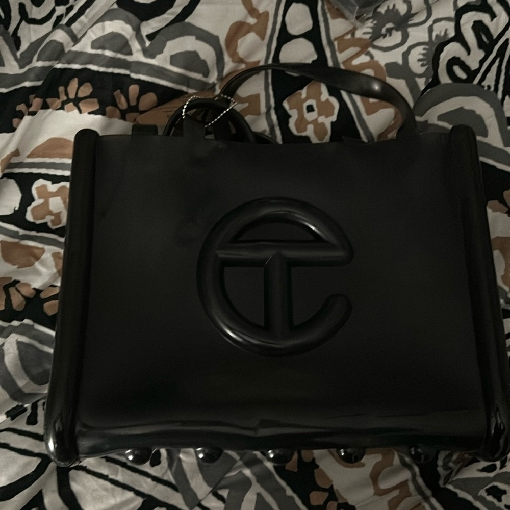 Melissa x Telfar Medium Jelly Shopper - Black